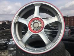 Advan. 7.0x17", 5x114.30, ET45, ЦО 72,0 мм.