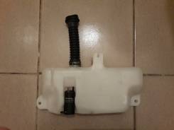 Бачок стеклоомывателя. Mitsubishi: Mirage, Sigma, Lancer Cedia, Chariot, Pajero Mini, Starion, Emeraude, Eterna Sigma, Pajero, Eclipse, Lancer, Pajero...