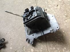 Селектор кпп, кулиса кпп. Toyota Mark X, GRX130 Двигатель 4GRFSE