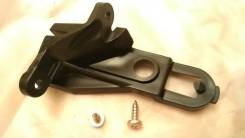 Крепление фары. Toyota Land Cruiser, VDJ200, GRJ200, URJ200, URJ202, UZJ200 Двигатели: 3URFE, 1VDFTV, 1URFE, 1GRFE, 2UZFE
