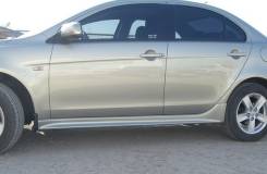 Порог пластиковый. Mitsubishi Lancer, CX2A, CX3A, CX4A, CX5A, CX8A, CX9A, CY1A, CY2A, CY3A, CY4A, CY5A, CY8A, CY9A Двигатели: 4A91, 4A92, 4B10, 4B11...