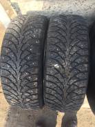 Nokian Hakkapeliitta 4. Зимние, шипованные, износ: 50%, 2 шт