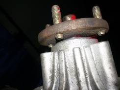 Помпа водяная. Toyota: Hilux Surf, Cresta, Blizzard, Hiace, Hilux, Dyna, Land Cruiser Prado, Toyoace, T.U.V, Crown, Regius, Hilux Pick Up, Chaser, Cre...