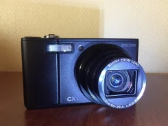 Ricoh CX1. 10 - 14.9 ��, ���: 7� ����