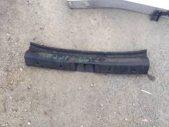 Порог пластиковый. Toyota ist, NCP60