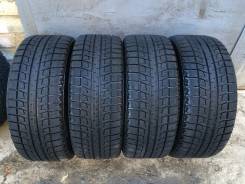 Bridgestone Blizzak Revo2. Зимние, без шипов, 2011 год, износ: 10%, 4 шт