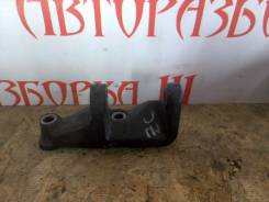 Кронштейн опоры двигателя. Honda Civic Ferio, EG9, EG8, EG7, EH1, EJ3 Двигатель ZC