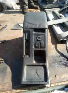 Бардачок. Isuzu VehiCross, UGS25DW Двигатель 6VD1
