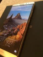 Huawei Mate 8. �/� ����