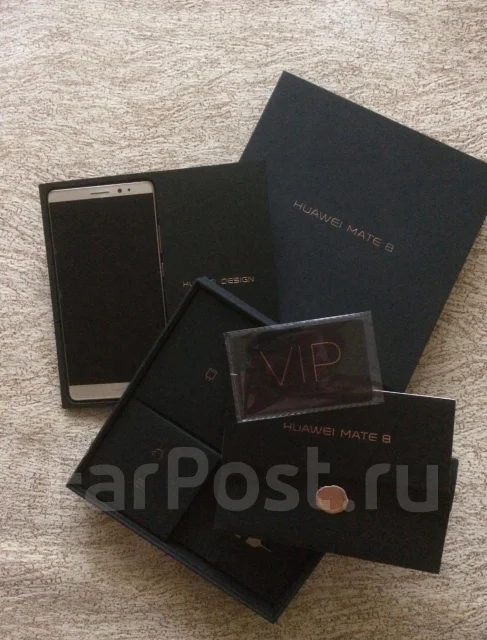 Huawei Mate 8. �/� ����