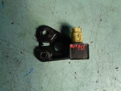 Датчик airbag. Toyota: WiLL Vi, Echo Verso, XA, ist, Funcargo, Sienta, WiLL Cypha, Succeed, Soluna Vios, bB, Yaris Verso, Raum, Vitz, Probox, Vios, Ec...