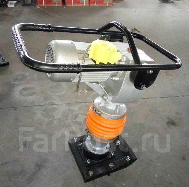 Вибротрамбовка электрическая TR90E3 Comrade - Инструменты и ...