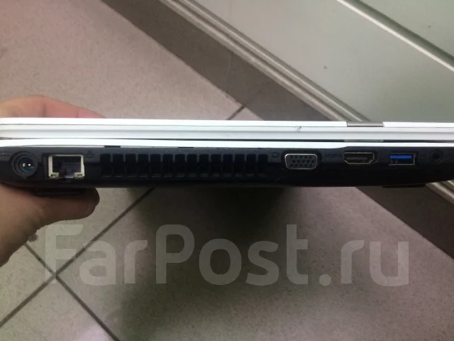 Packard Bell. 15.6", 2,4����, ��� 2048 ��, ���� 320���, WiFi: 1, Bluetooth: 1, ����������� �� 2��. ����