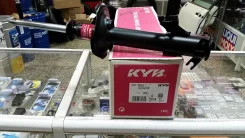 �����������/������ �������� ����� ������� KYB Japan Nissan 333239 ����