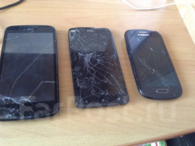 HTC One S. �/� ����