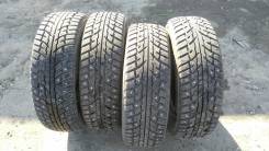 Kumho I'Zen RV Stud KC16. Зимние, шипованные, 2015 год, износ: 5%, 4 шт