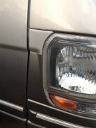 Молдинг под фару. Toyota Hiace, KZH106W Toyota Regius Ace, KZH100, KZH106, RZH101 Двигатели: 1KZTE, 2RZE