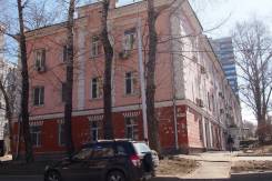 3-комнатная, улица Знамёнщикова 16. Кировский, частное лицо, 55 кв. м.