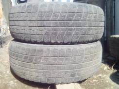 Bridgestone Blizzak Revo2. Зимние, износ: 30%, 2 шт