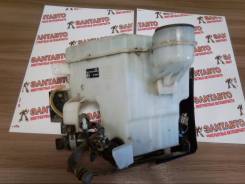 Бачок стеклоомывателя. Toyota Land Cruiser Prado, GRJ120, GRJ120W Двигатель 1GRFE
