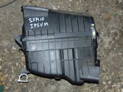 Корпус воздушного фильтра. Toyota Ipsum, SXM10, SXM10G, SXM15G, SXM15 Toyota Gaia, SXM10, SXM15G, SXM10G, SXM15 Двигатель 3SFE