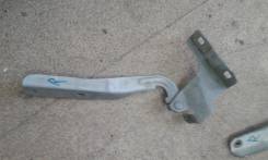 Крепление капота. Nissan Tiida, C11, C11X Двигатель HR15DE