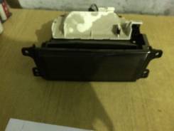 Бардачок. Toyota ist, NCP60