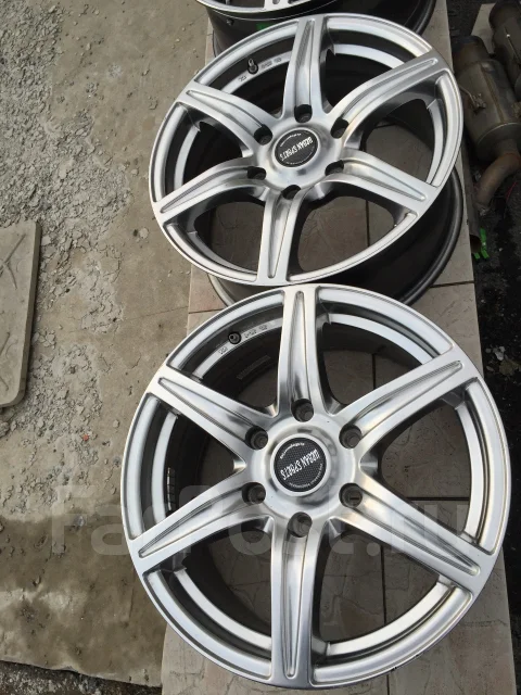 Urban Racing. 7.0x17", 6x139.7, ET46 ����