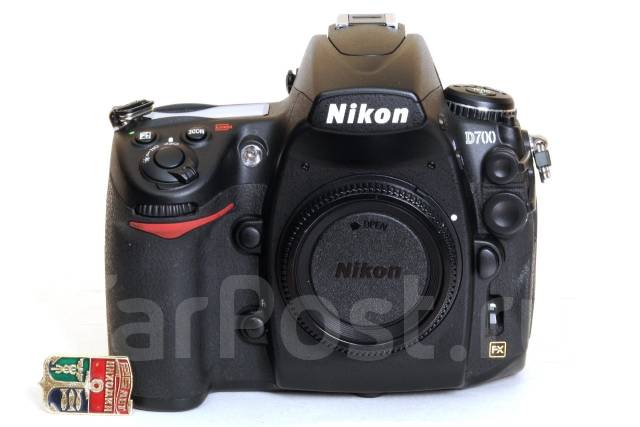 Nikon D700. :  .     