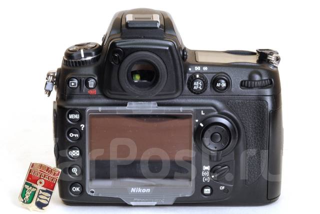 Nikon D700. :  .     