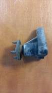 Крепление вискомуфты. Mazda: Bongo, Bongo Brawny, Ford Spectron, J100, Eunos Cargo, J80 Двигатель R2
