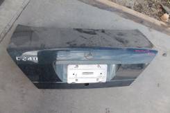 Крышка багажника. Mercedes-Benz C-Class