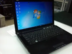 DNS Travel. 14.1", 2,4����, ��� 4 ��, ���� 320���, WiFi, ����������� �� 2��. ����