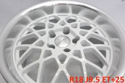 Rotiform. 9.5x18, 5x114.30, ET25, ЦО 73,1 мм. Под заказ