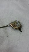 Замок лючка бензобака. Toyota: Corona, Caldina, Carina, Carina E, Celica, Curren Двигатели: 3SFE, 2C, 4SFE, 2CT, 4AFE, 7AFE, 3CE, 3SGE, 5EFE, 5AFE, 5S...