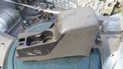 Бардачек между сидений. Isuzu Wizard, UES73FW