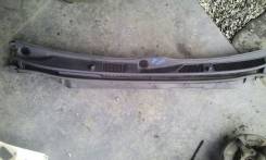 Решетка под дворники. Toyota Hiace, KDH200, KDH200K, KDH200V, KDH201, KDH201K, KDH201V, KDH202, KDH202L, KDH203, KDH205V, KDH206K, TRH200K, TRH200V, T...