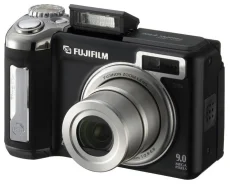 Fujifilm FinePix. 9 - 9.9 ��, ���: 4� ����