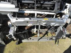 Рамка радиатора. Toyota ist, NCP65, NCP61, NCP60