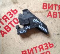 Рамка радиатора. Toyota Camry, ASV50, AVV50, GSV50 Toyota Corolla, NDE180, NRE180, ZRE181, ZRE182 Двигатели: 1NDTV, 1NRFE, 1ZRFAE, 1ZRFE, 2ZRFE
