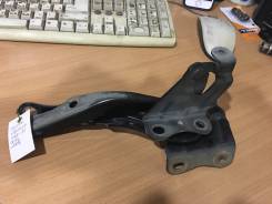 Крепление капота. Toyota Corolla, CE140, ZRE142, ZRE151, ZRE152, NDE150, ZZE150, ZZE141, ZZE142, ADE150, NZE141 Toyota Corolla Fielder, ZRE144, ZRE142...