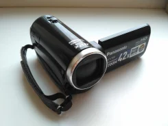 Panasonic HC-V100. � ����������