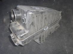 Корпус воздушного фильтра. Toyota Vista, CV30, SV30, SV35, SV32, SV33 Toyota Camry, CV30, SV30, SV32, SV33, SV35 Двигатели: 2CT, 3SFE, 4SFE