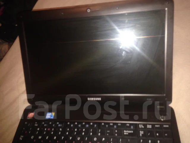 Samsung R540. 15.6", ��� 4 ��, WiFi: 1, Bluetooth: 1 ����