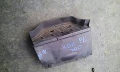 Подножка. Toyota Hiace, KDH200, KDH200K, KDH200V, KDH201, KDH201K, KDH201V, KDH202, KDH202L, KDH203, KDH205V, KDH206K, TRH200K, TRH200V, TRH201, TRH20...