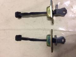 Ограничитель двери. Toyota Town Ace Noah, SR40, SR50, SR40G, CR50G, KR52, SR50G, CR40G, CR50, CR52, CR40, CR51 Toyota Noah Toyota Lite Ace Noah, SR40G...
