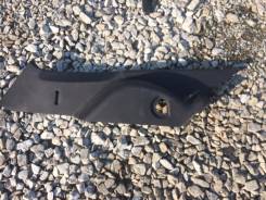 Накладка на стойку. Toyota Auris, NZE151, NZE154, ZRE154, ZRE152