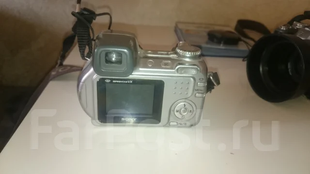 Sony Cyber-shot DSC-H2. 6 - 6.9 ��, ���: 12� ����