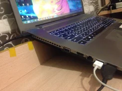 Lenovo IdeaPad Z710. 17.3", 2,5����, ��� 6 ��, ���� 1 000���, WiFi, Bluetooth ����