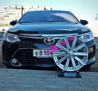 Toyota. 7.0x17, 5x114.30, ET45, ЦО 60,1 мм.